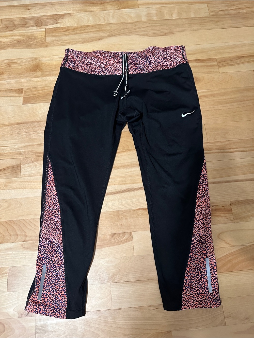 Nike Black Cropped Leggings with Pink Patterned Waistband & Side Panels